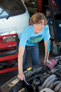 emergency mobile mechanic 91401 photo