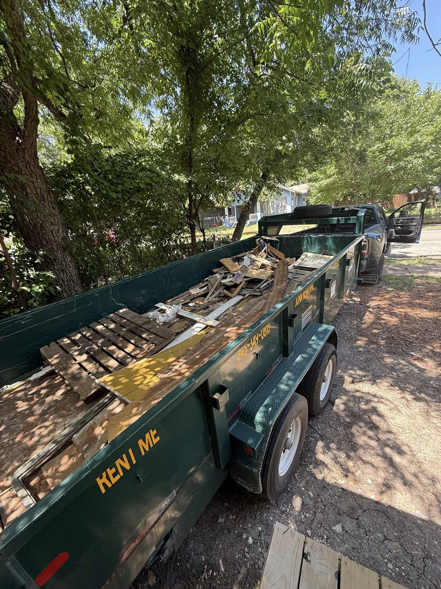 junk hauling service near me photo