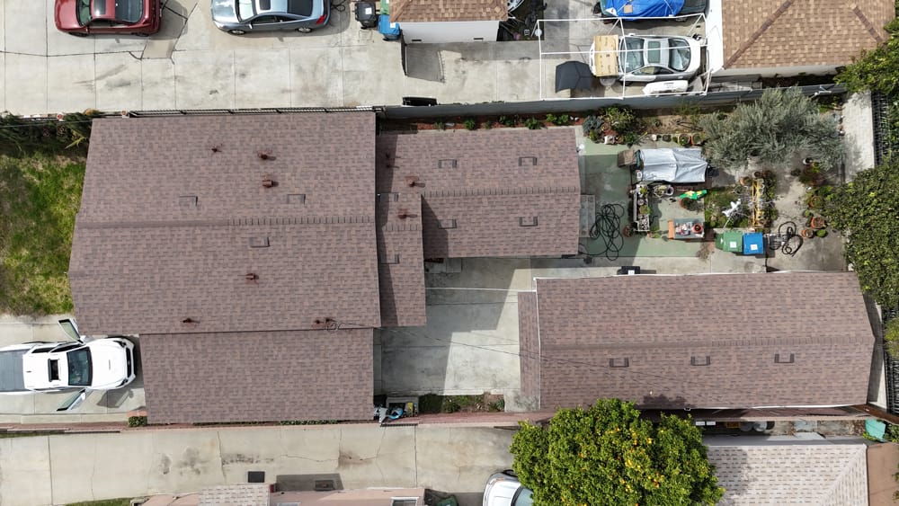 storm damage roofer Los Angeles photo
