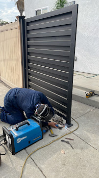 swing gate installation Encino photo