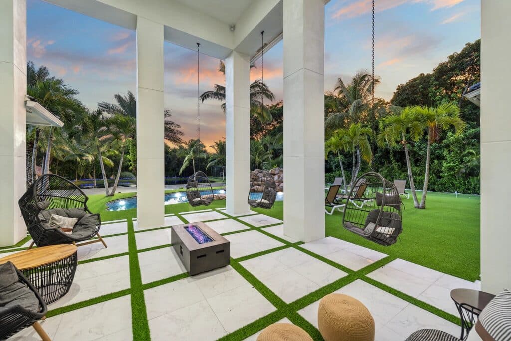 Lawn Guys Mia photo