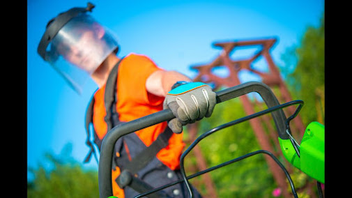 Monster Lawn Service photo