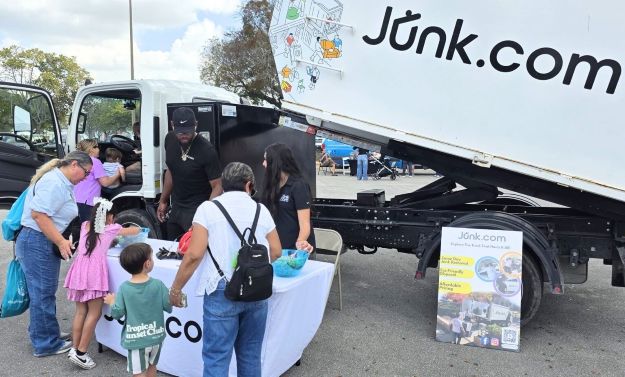 eco-friendly junk disposal Orlando photo