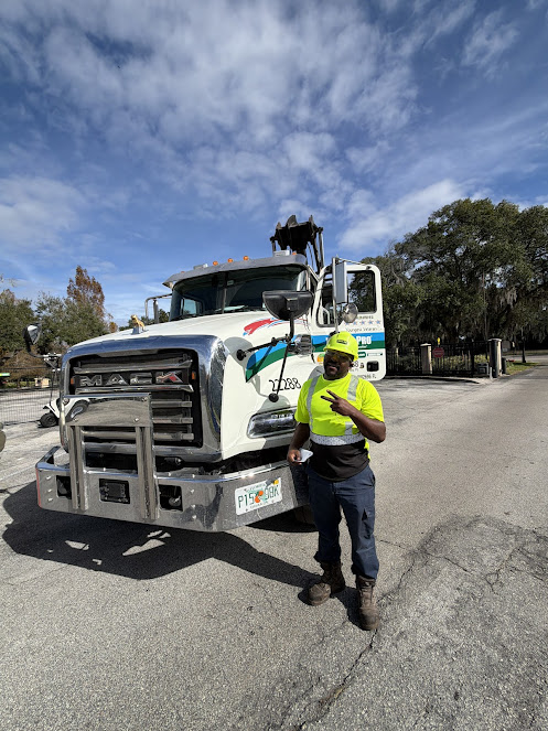 reliable waste pickup Orlando photo