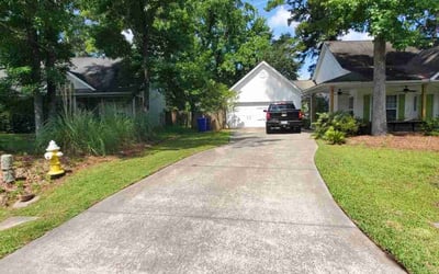 LawnStarter photo