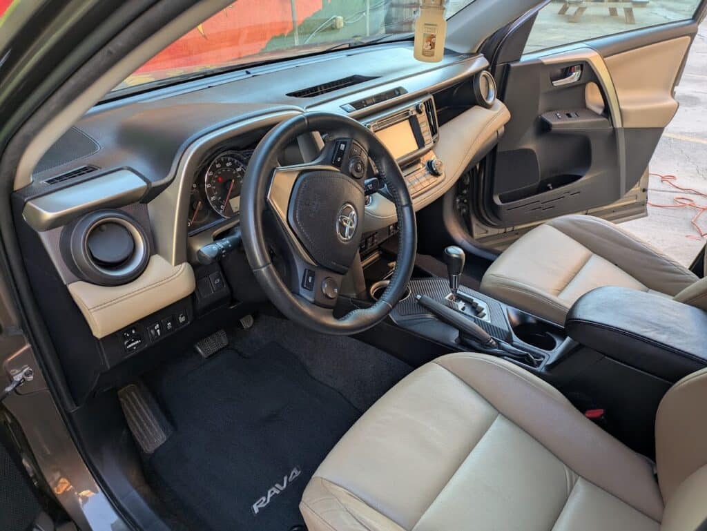 best car detailing in Round Rock photo