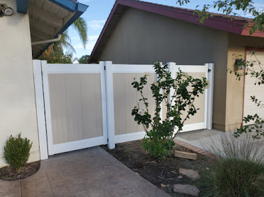 fence repair Huntington Beach photo