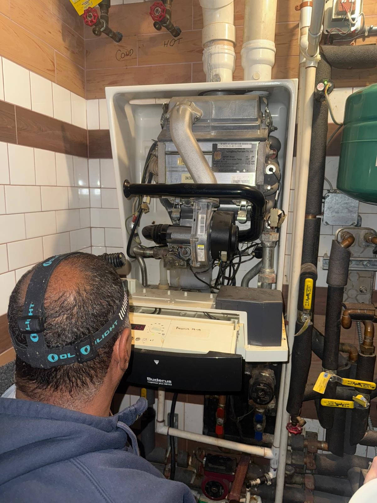emergency plumber in Ozone Park photo