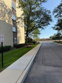 affordable lawn maintenance Chicago land area