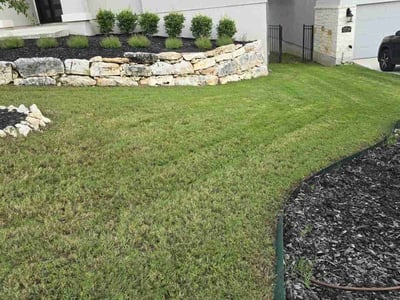 gutter cleaning San Antonio photo