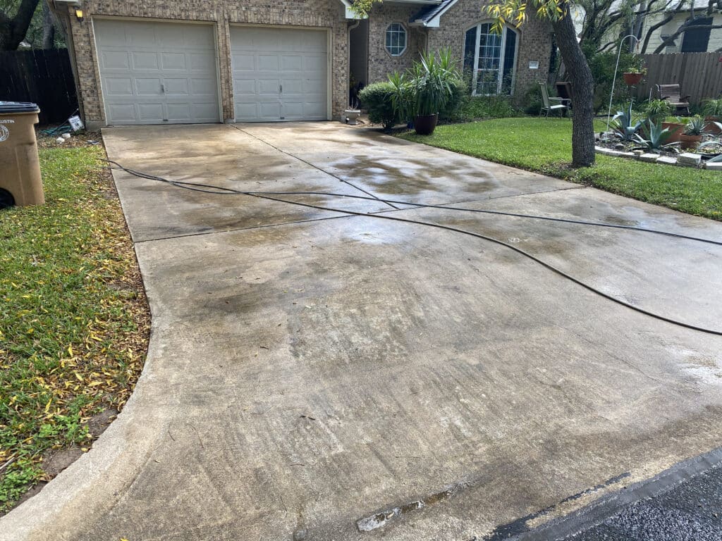 exterior cleaning Cedar Park photo