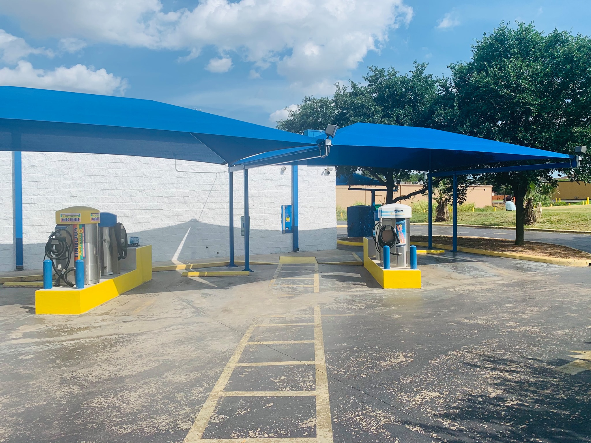 express car wash San Antonio photo