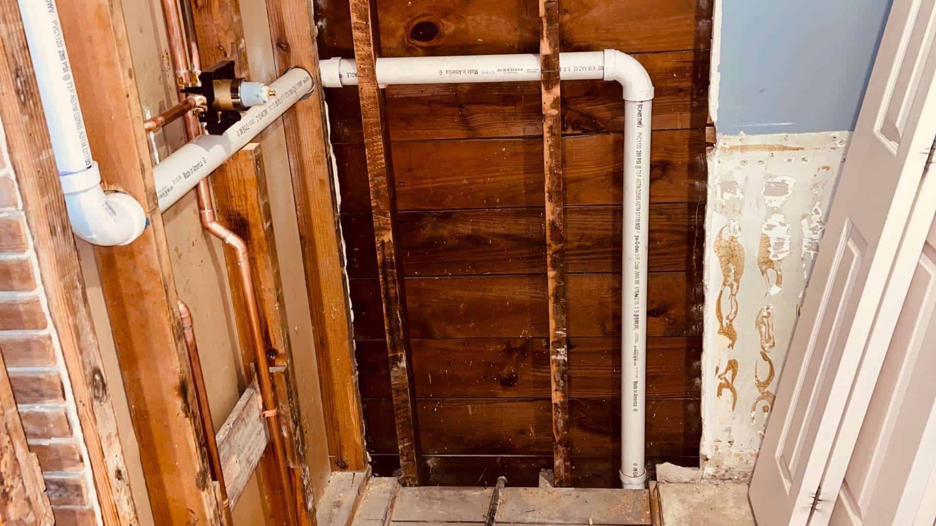 pipe descaling Chicago photo