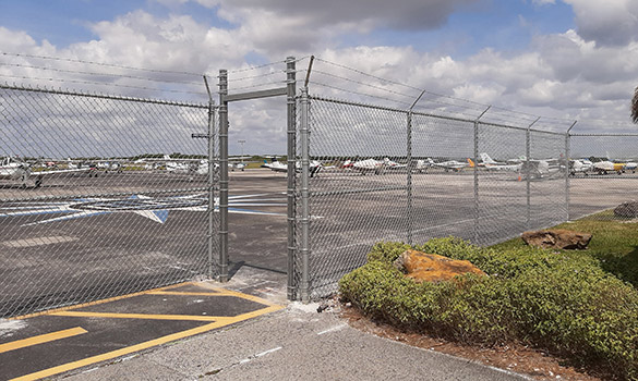 fence repair service Naples photo