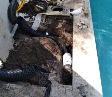 affordable gutter cleaning Tampa photo