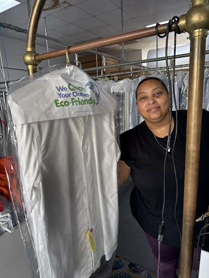 Hyde Park dry cleaning photo