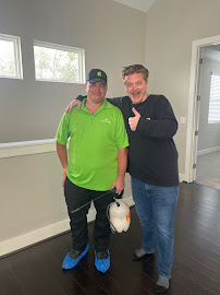 gutter cleaning near me photo