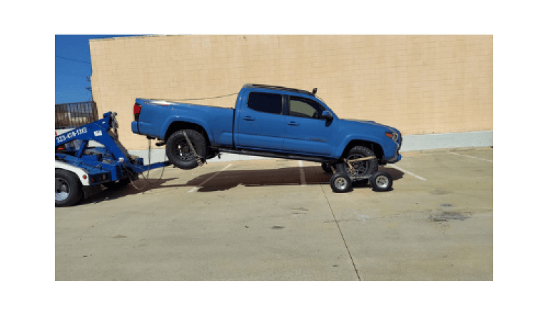 car towing to mechanic shop Los Angeles photo