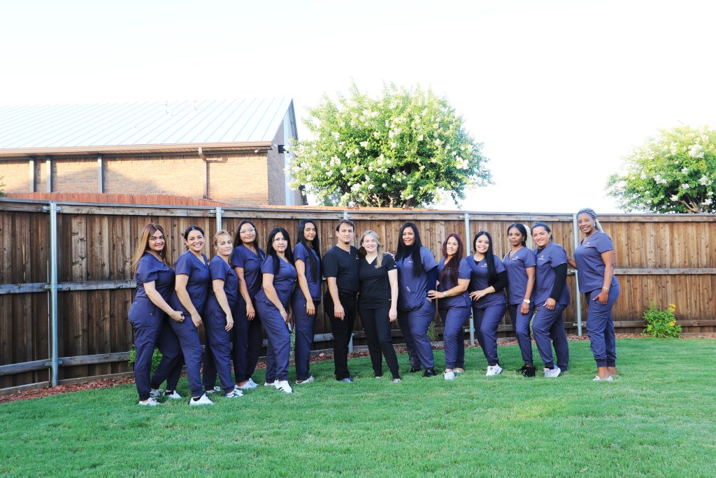 reliable house cleaners in Dallas TX photo