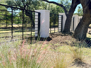 cedar fence installation New Braunfels photo