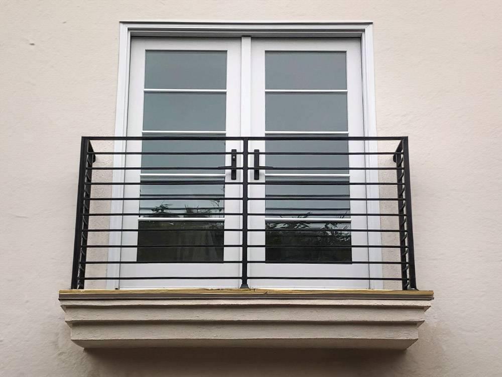 iron fencing San Diego photo