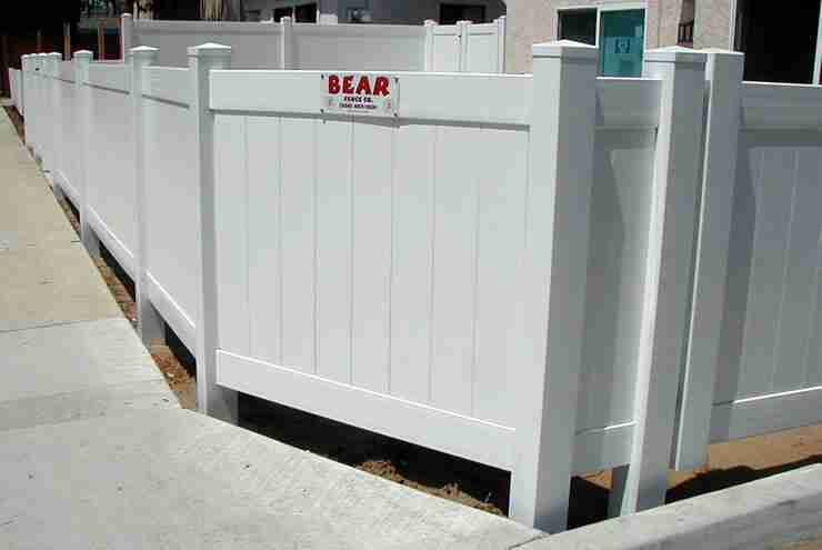 vinyl fence installation CA photo