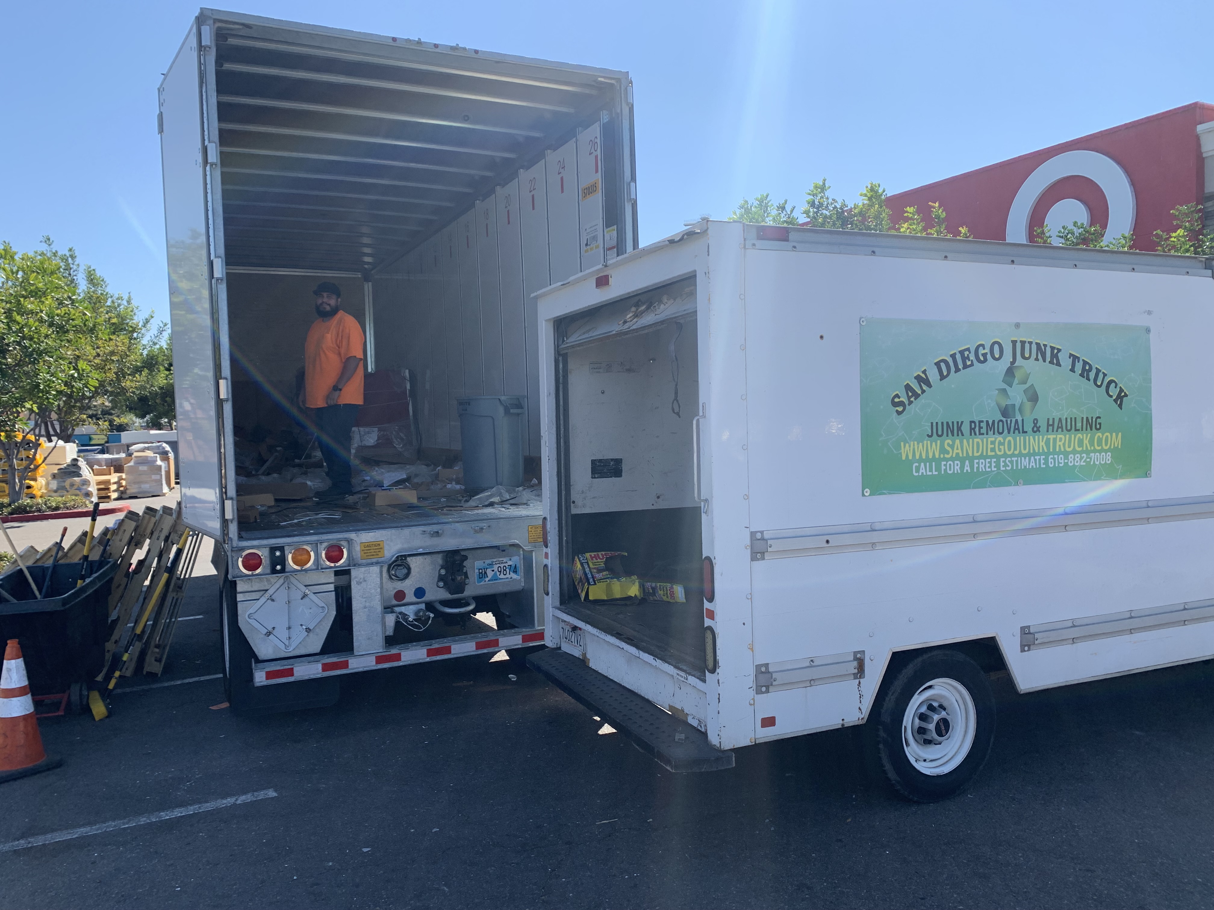 construction debris removal San Diego photo