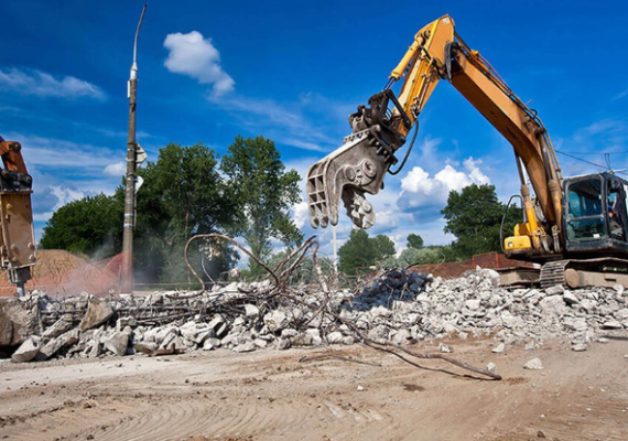 best junk removal company in San Diego photo