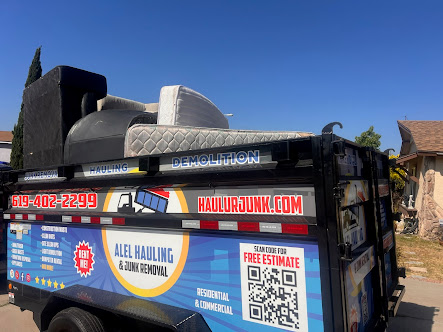 appliance removal San Diego photo