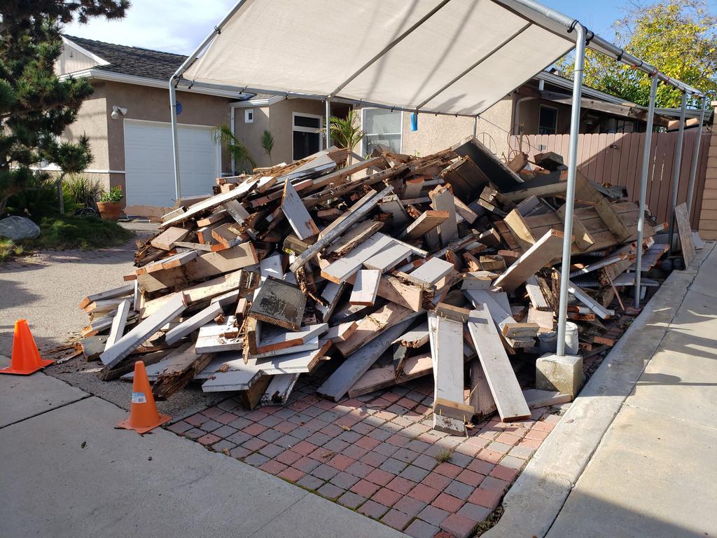 haul away services near me photo