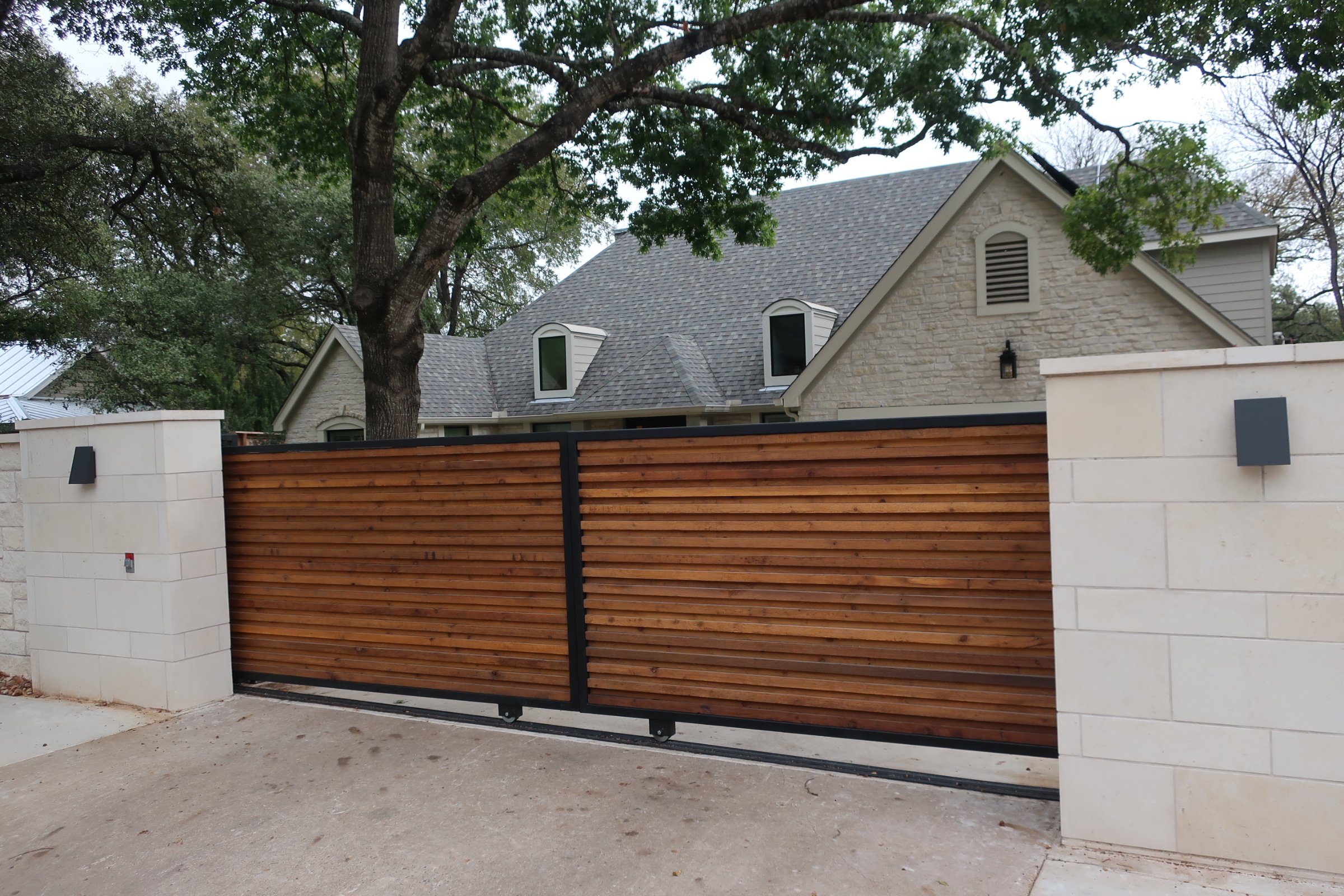 commercial gate service Austin photo