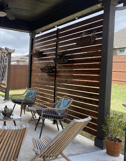 residential fence installation Lakeway photo