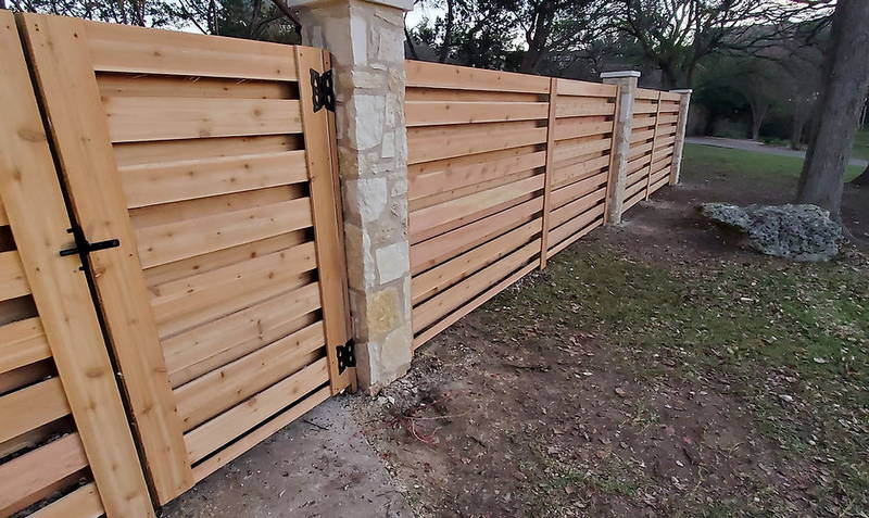 privacy fence installation TX photo