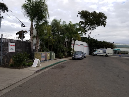 towing services in San Diego photo