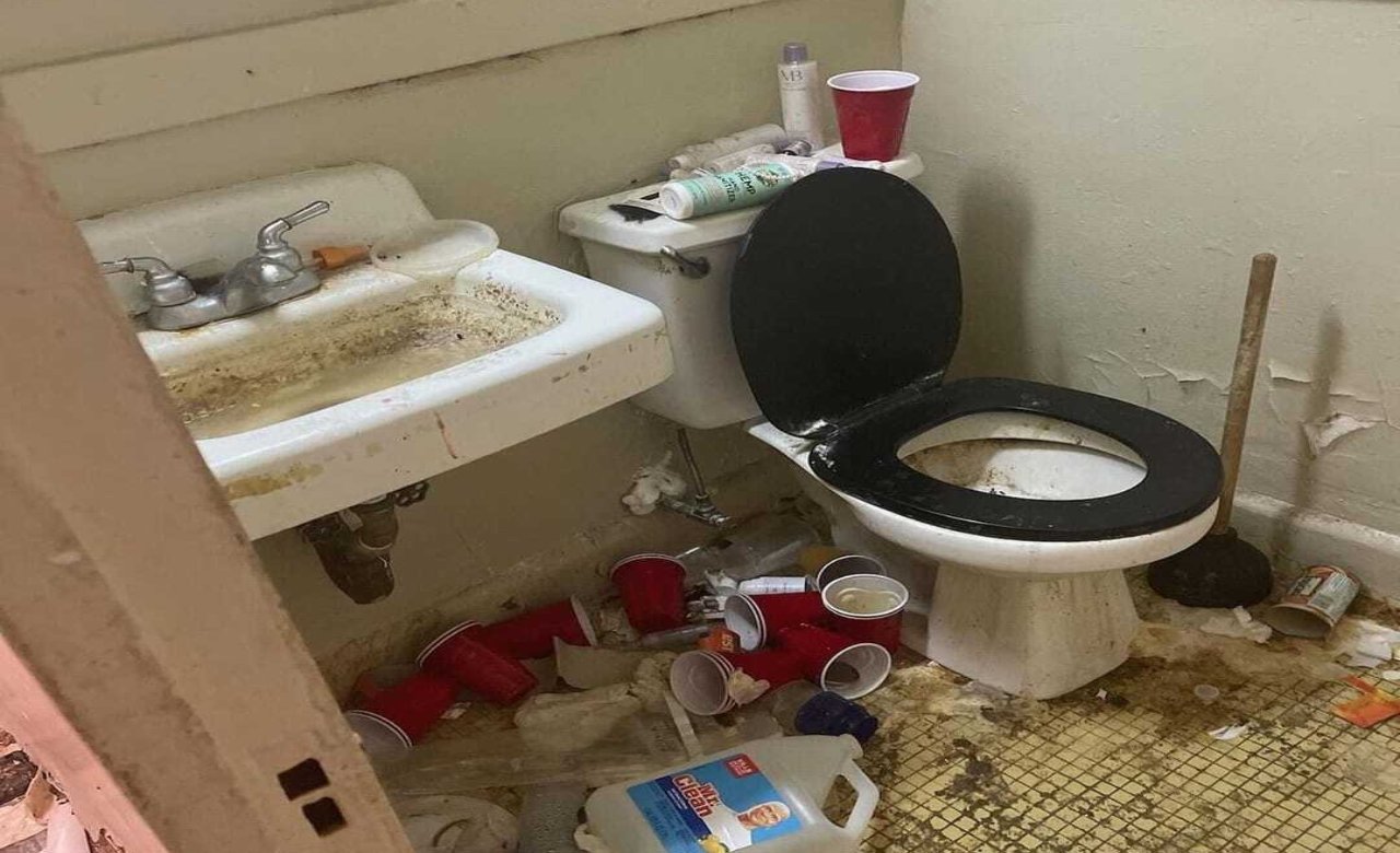 reliable janitorial service near me photo