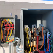 licensed electrician in Dallas photo