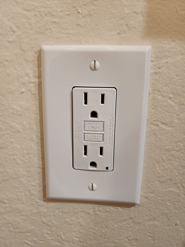 licensed electrician Chicago