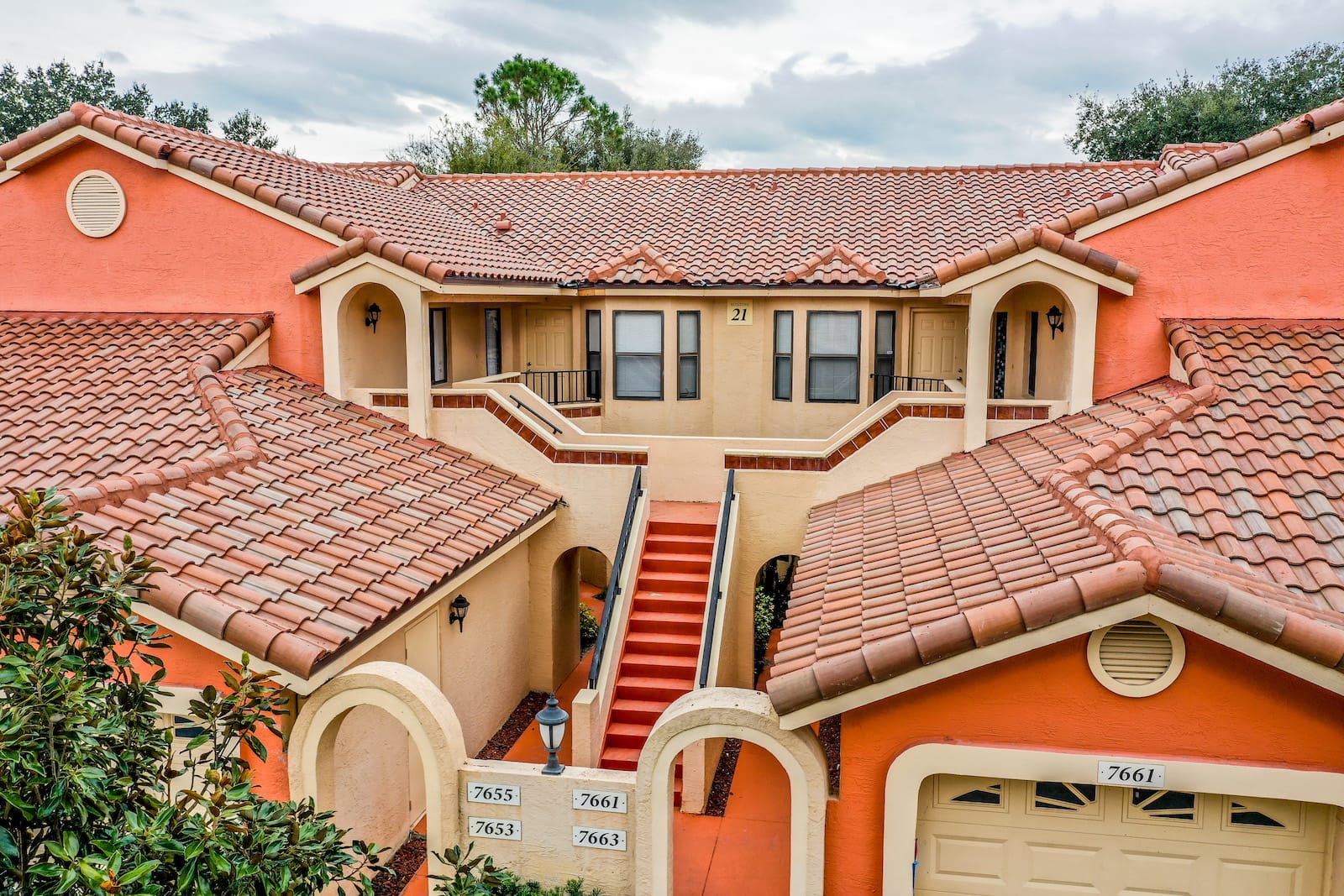 commercial roofing contractor Orlando photo