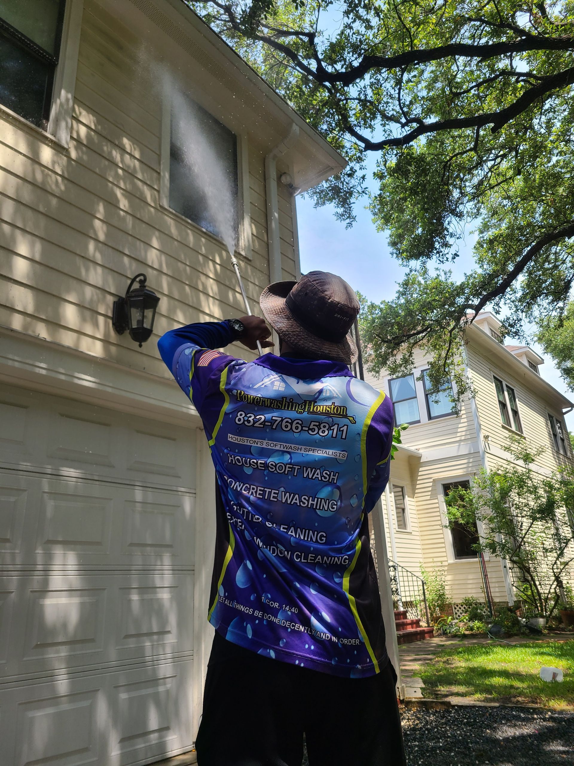 affordable pressure washing Friendswood, TX photo