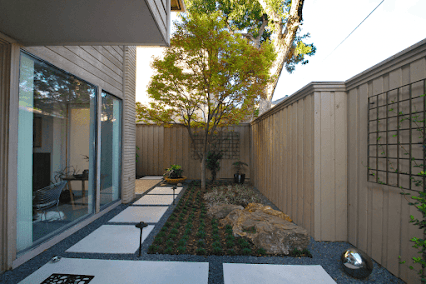 garden maintenance Dallas photo