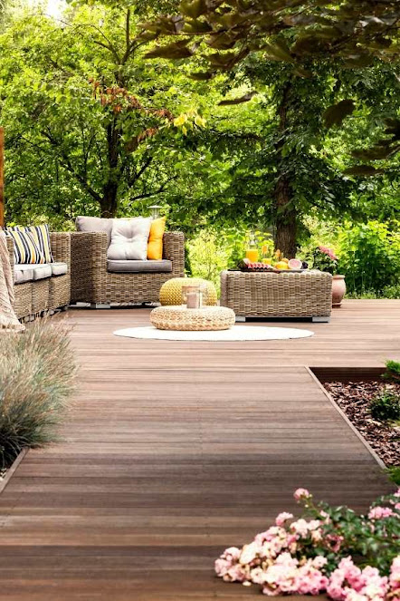 professional landscaper near me photo