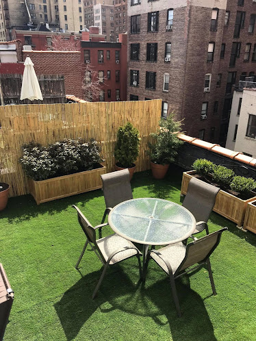 professional landscaper near me photo