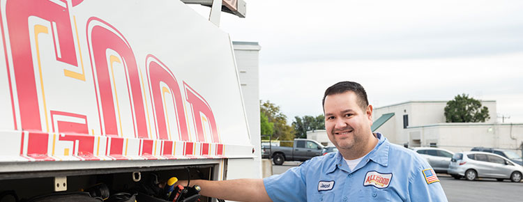licensed electrician Bexar County photo