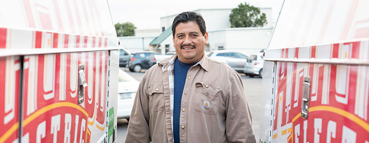 licensed electrician Bexar County photo