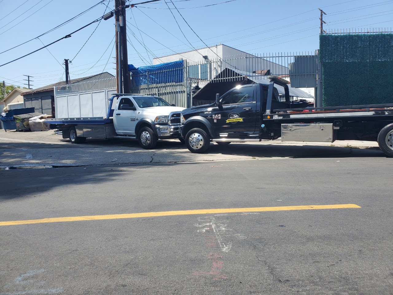 Primary Towing Los Angeles - 24/7 Towing and Emergency Roadside Assistance photo