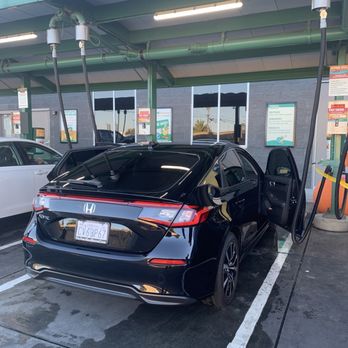 Quick Quack Car Wash – Express Exterior Wash with Unlimited Membership Options photo