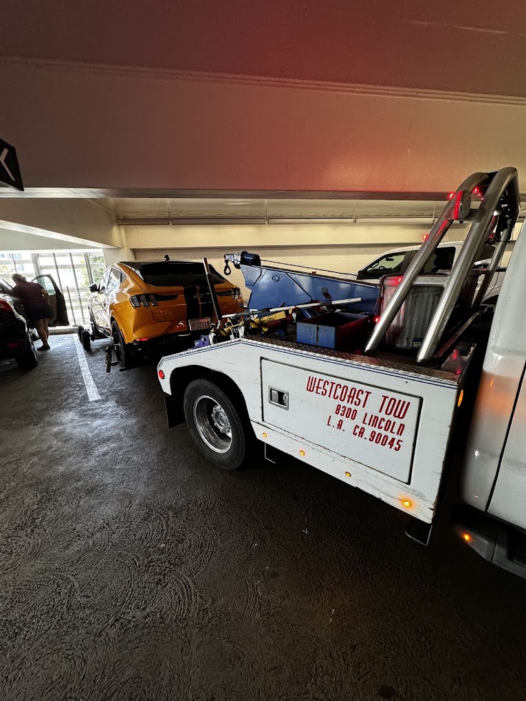 Reliable Tow Pros Los Angeles - 24/7 Towing and Roadside Assistance photo