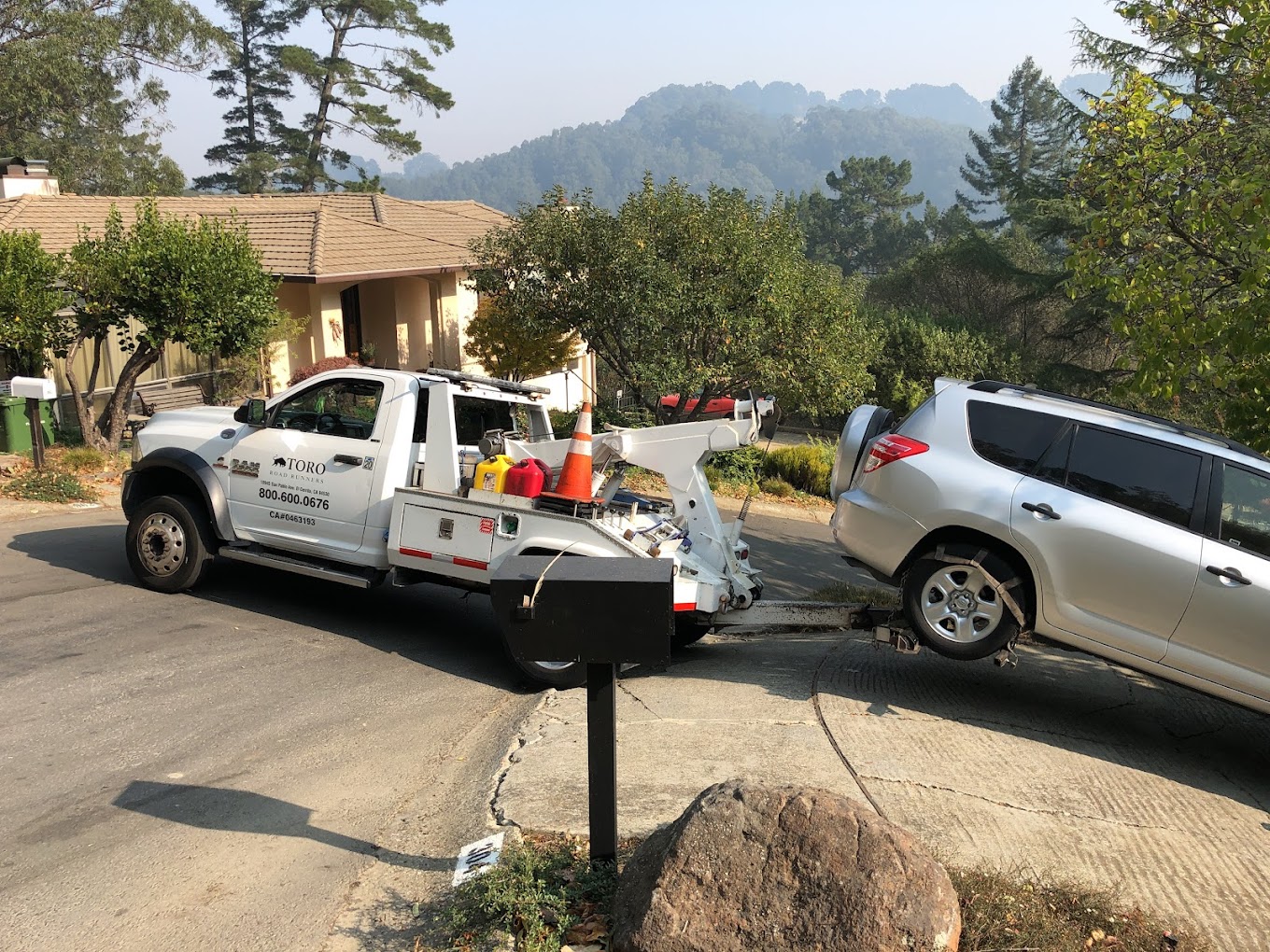 Rocket Towing in Oakland, CA photo