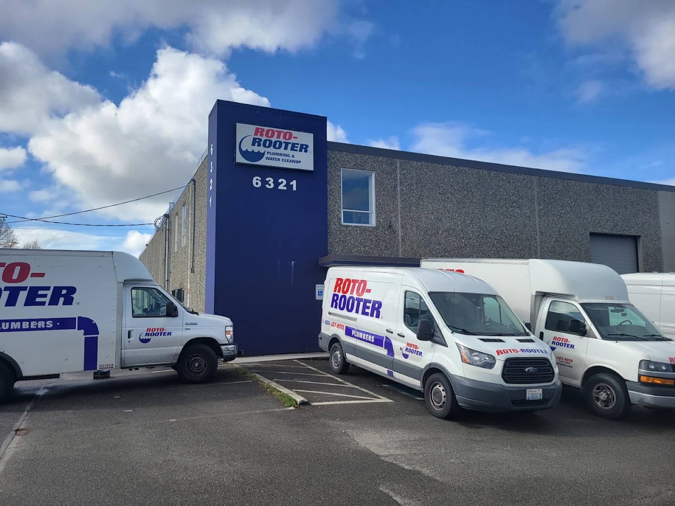 Roto-Rooter Plumbing & Water Cleanup – Seattle, WA photo