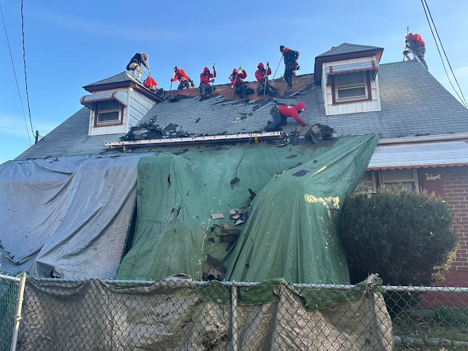 Royal Roofing and Siding - New York, NY photo